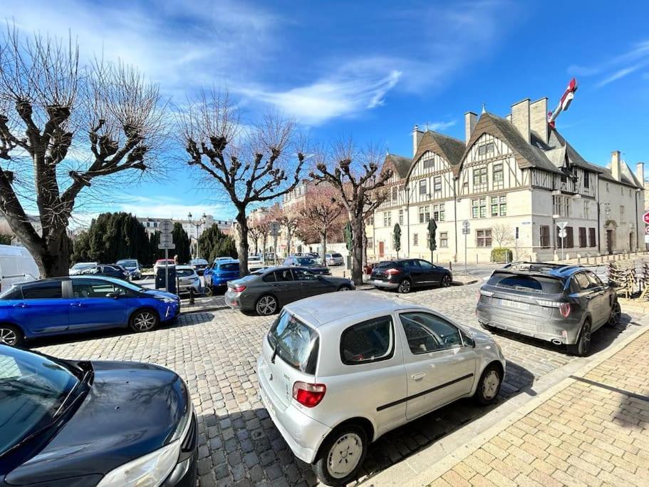 Forum Flower Spacieux T2 Au Coeur De La Ville Reims Exterior photo